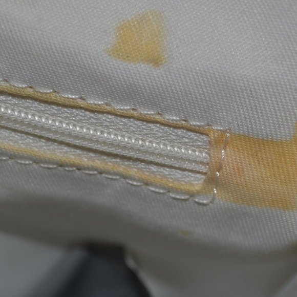 G>H Bass & Co. Purse - Picture 9 of 9